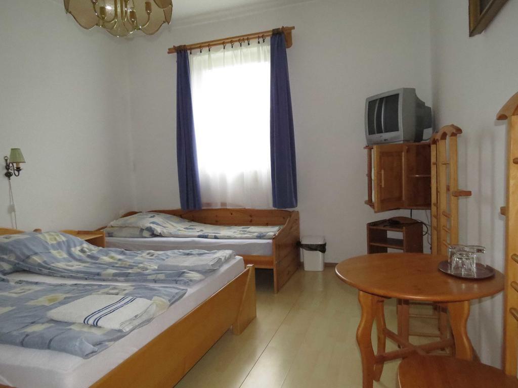 ジルク Rezkakas Fogado Bed & Breakfast エクステリア 写真